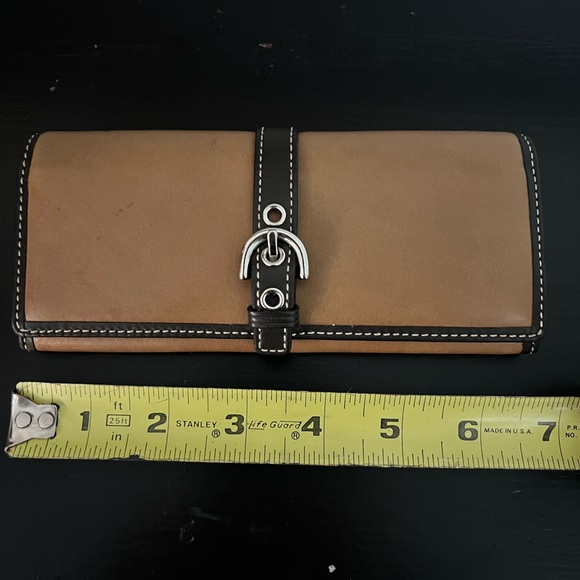 Coach SoHo Tan Leather Wallet/Case with Buckle - Picture 3 of 8